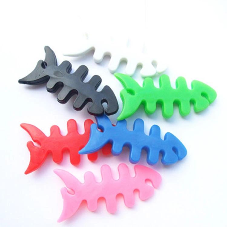 Kompaktowy uchwyt / organizer kabli Fishbone - Czarny