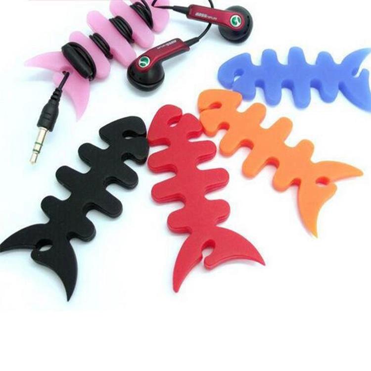 Kompaktowy uchwyt / organizer kabli Fishbone - Czarny